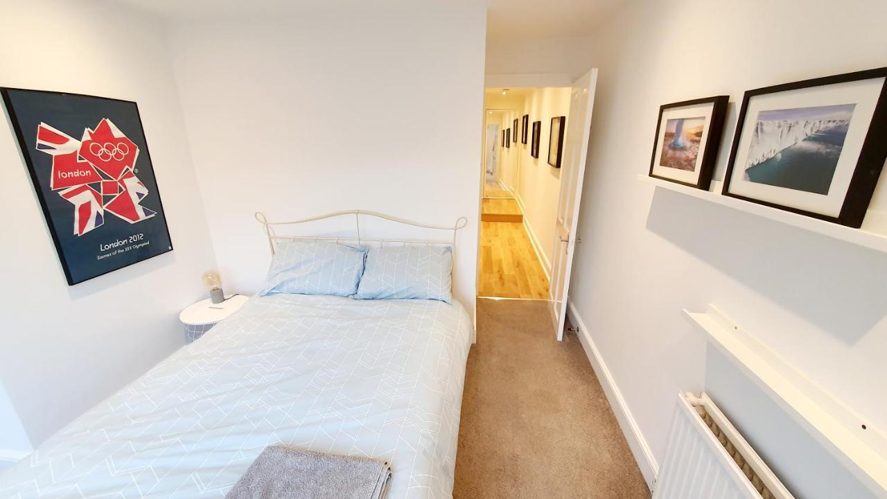 Lovely 2 Bedroom Period Garden Flat. Londres Exterior foto