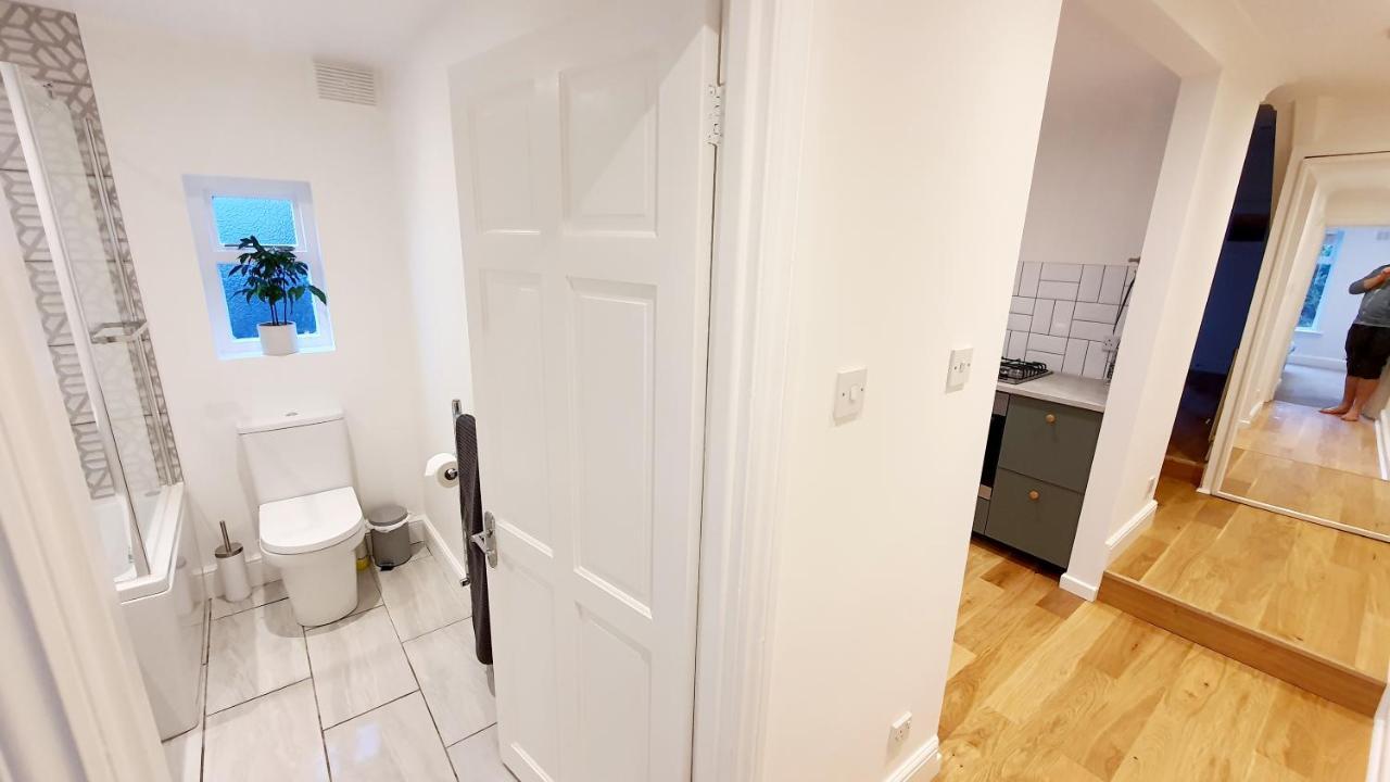 Lovely 2 Bedroom Period Garden Flat. Londres Exterior foto