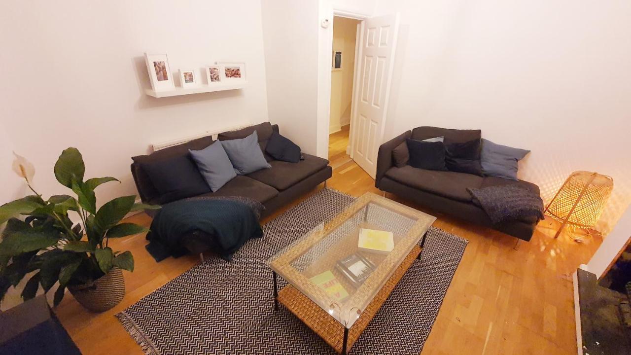 Lovely 2 Bedroom Period Garden Flat. Londres Exterior foto